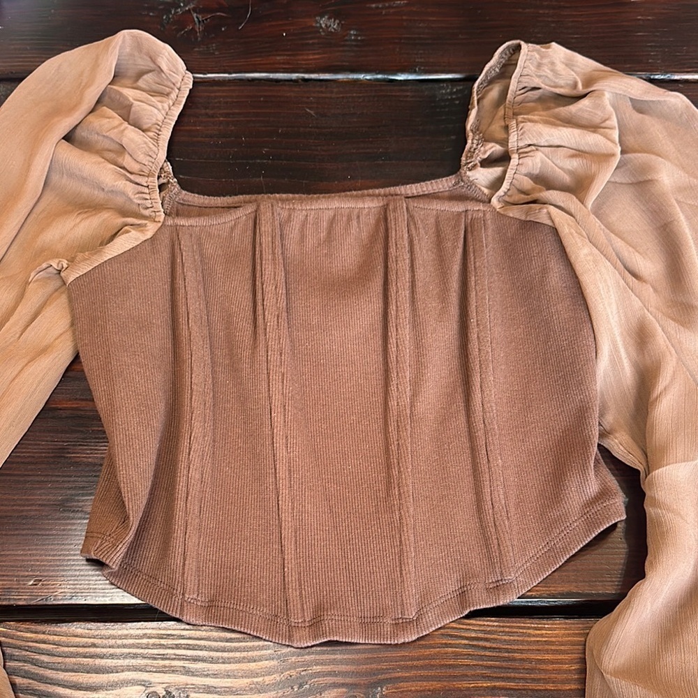 Promesa Brown Ruched Long Sleeve Crop Blouse - Picture 8 of 11